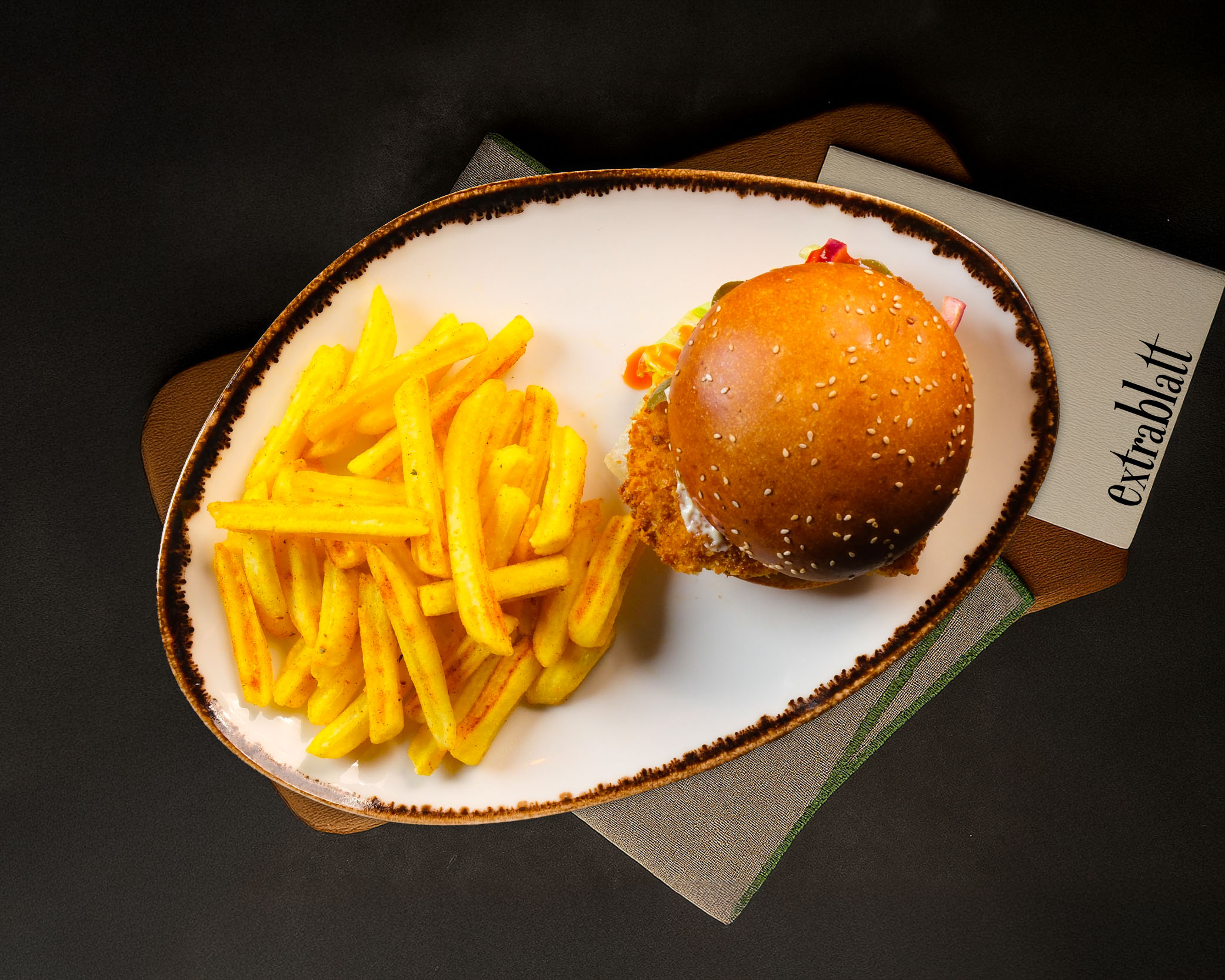 CHILI CHICKHEN BURGER